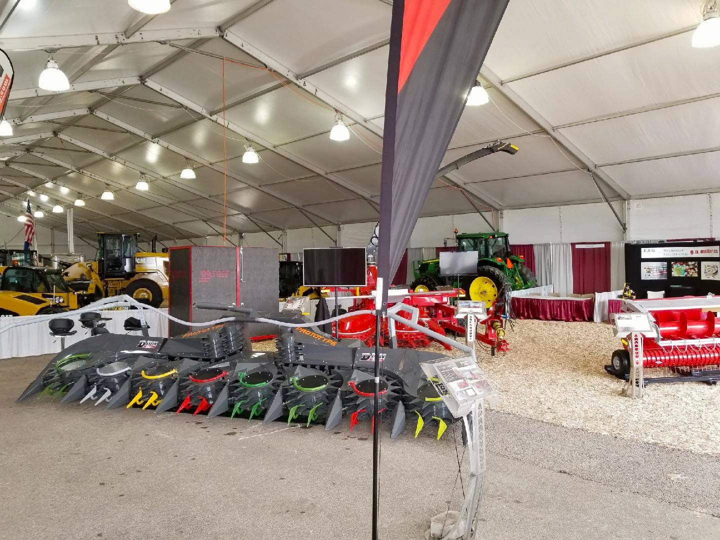 29060070_1767704633265386_5494616553535168599_o Dion-Ag Inc. at an agricultural trade show